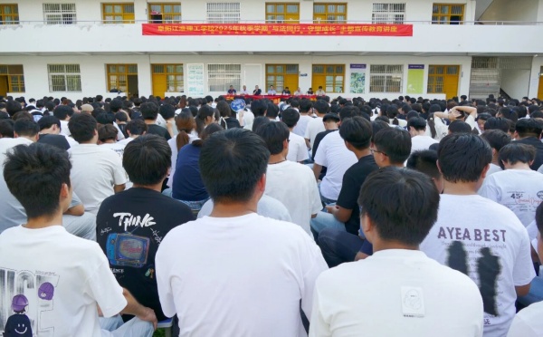 �����ǵ�һ��ͼƬ