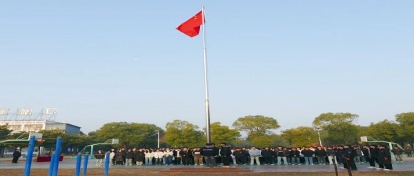 �����ǵ�һ��ͼƬ